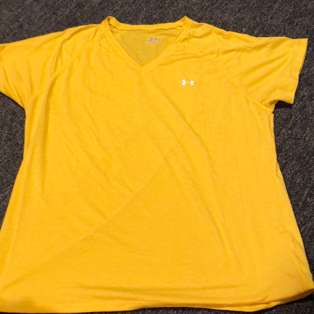 V neck under armour tee